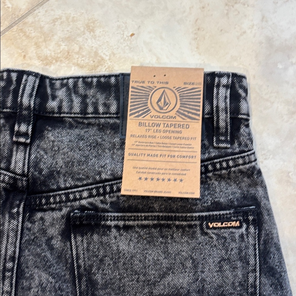 Volcom Billow Tapered Jeans Black acid wash nwt - Picture 12 of 12